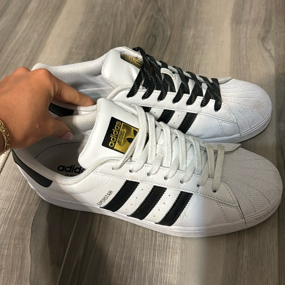 Men’s Adidas Superstar